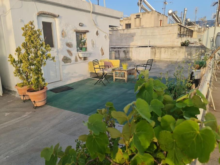 Καλινοβου 1 Κευελπιδων Πεδιον Αρεωσ Apartment Atena Exterior foto