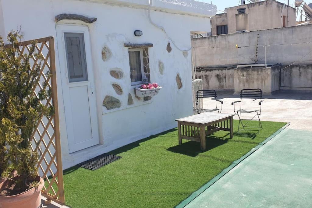 Καλινοβου 1 Κευελπιδων Πεδιον Αρεωσ Apartment Atena Exterior foto
