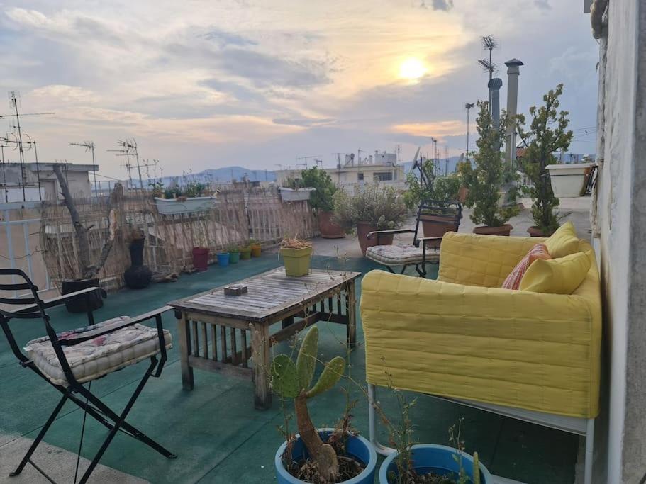 Καλινοβου 1 Κευελπιδων Πεδιον Αρεωσ Apartment Atena Exterior foto